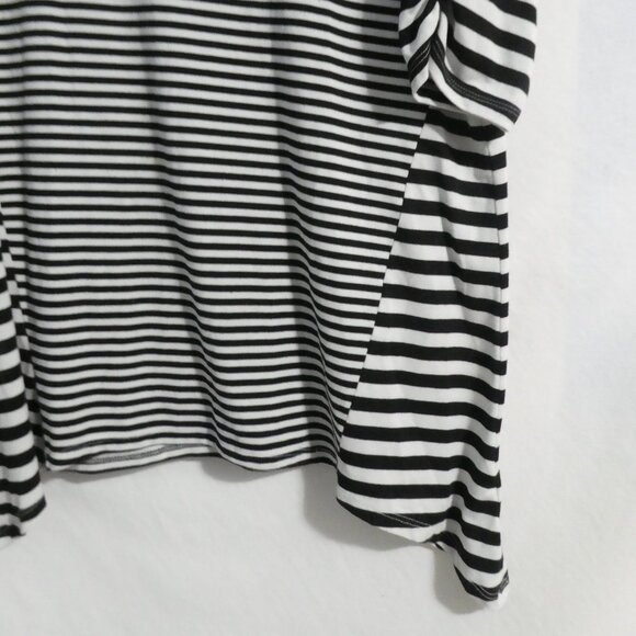 SOUTHERN LADY | medium | Striped Black and White Shirt - Picture 8 of 16